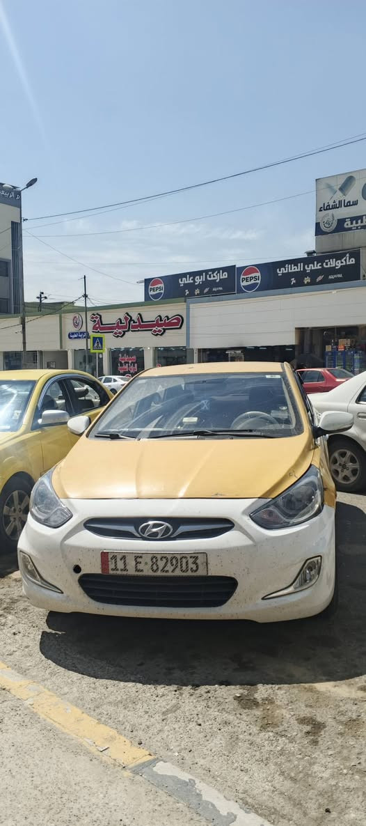 السلام عليكم   السياره للبيع  و ترهم معارض خصوصي  بدون ضرر موديل 15/   ***********
