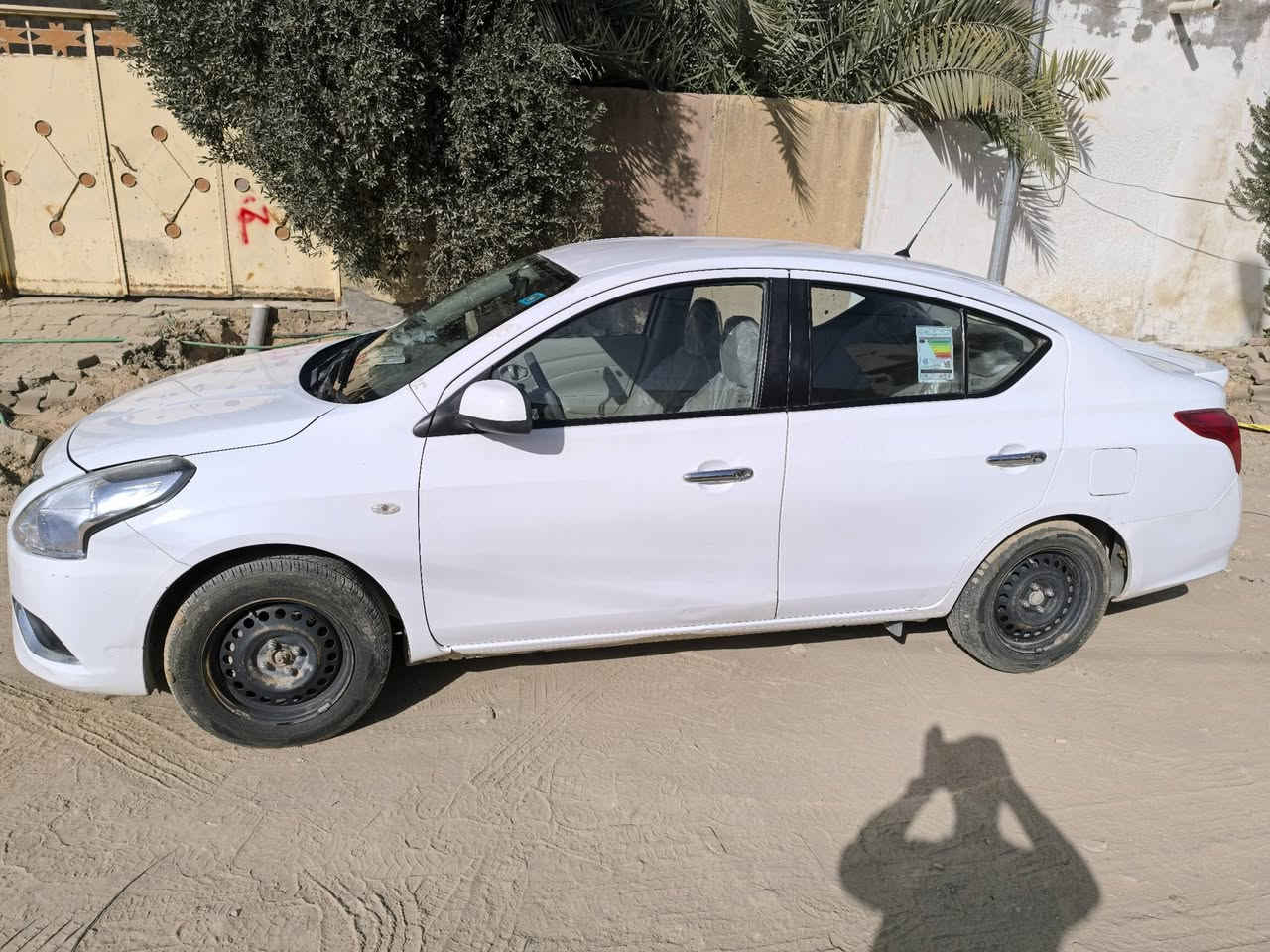 نيسان صني موديل 2021
ماشيه 76 
بيه بارد  سنويه ورقم بااسمي 
***********
