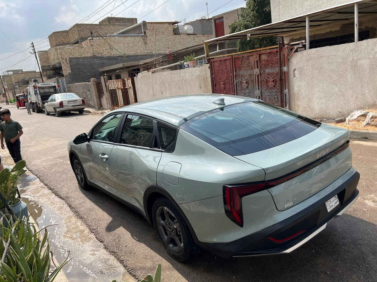 يالله كي فور لون إسمنتي
@موديل 2025
محرك : 2000 دوش المرغوب
وارد : اميركا حادث جاملغ خلفي وباب خلفي باب مبدل بلادي قطعه وحده صبغ جاملغ خلفي صور الحادث مرفقه بلمنشور 
مواصفات
1_ بصمة
2_ تشغيل عن بعد
3- بصمة ابواب
4_ بصمة جنطه
5_شاشه متصل حجم كبير
6_ فول قيادة ذاتيه مع تحديد مسار
7_ فول تحكم ستيرن
8_تبريد متصل مع شاشه لمس
9_ منافذ شحن خلفية
10_سايد بريك كهربائي
11_مانع انزلاق
12_ نقط عمياء
13 _ تحكم وضعيات قياده
14_رادار امامي وخلفي وجانبي
15_فول حساسات توقف ذاتي
مكاني بغداد الاستفسار الاتصال 

***********
***********
