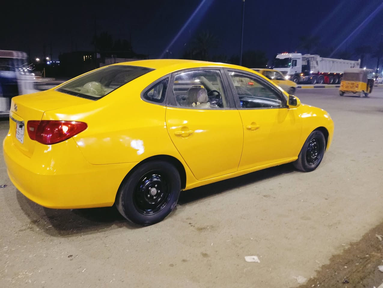 سلام عليكم 
رقم انكليزي بغداد تحويل مباشر  بسمي موديل7 
صبغ جديد دوشمه جديد تخم تاير جديد كامل سياره 
 تبديل فقط جملغ ايمن سعره 85بيه مجال بسيط
محرك 2000 مكفول ***********
