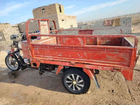 ستوته للبيع فحل موديل 2017 اوراق المكان ديوانيه نقصه بس كهربائيّات والباقي مكفول السعر 850 وبيه مجال لشراي رقم الهاتف ***********
