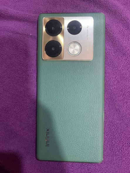 سلام عليكم
انفنكس نوت 40 برو للبيع 
ذاكره 256
ب طاريه 5000
استعمال شهرين اخو الجديد السعر 270 وبي مجال 
للشراي 
للتواصل ***********
