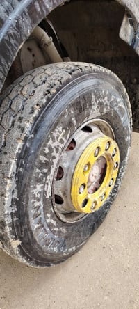 ٧ تايرات ٢٢ • ويل صاج • مراوس ٢٤ صاج