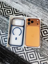 للبيع جهاز Apple iPhone 17 Pro Max – • السعة: 256 جيجابايت  • النسخة: ...