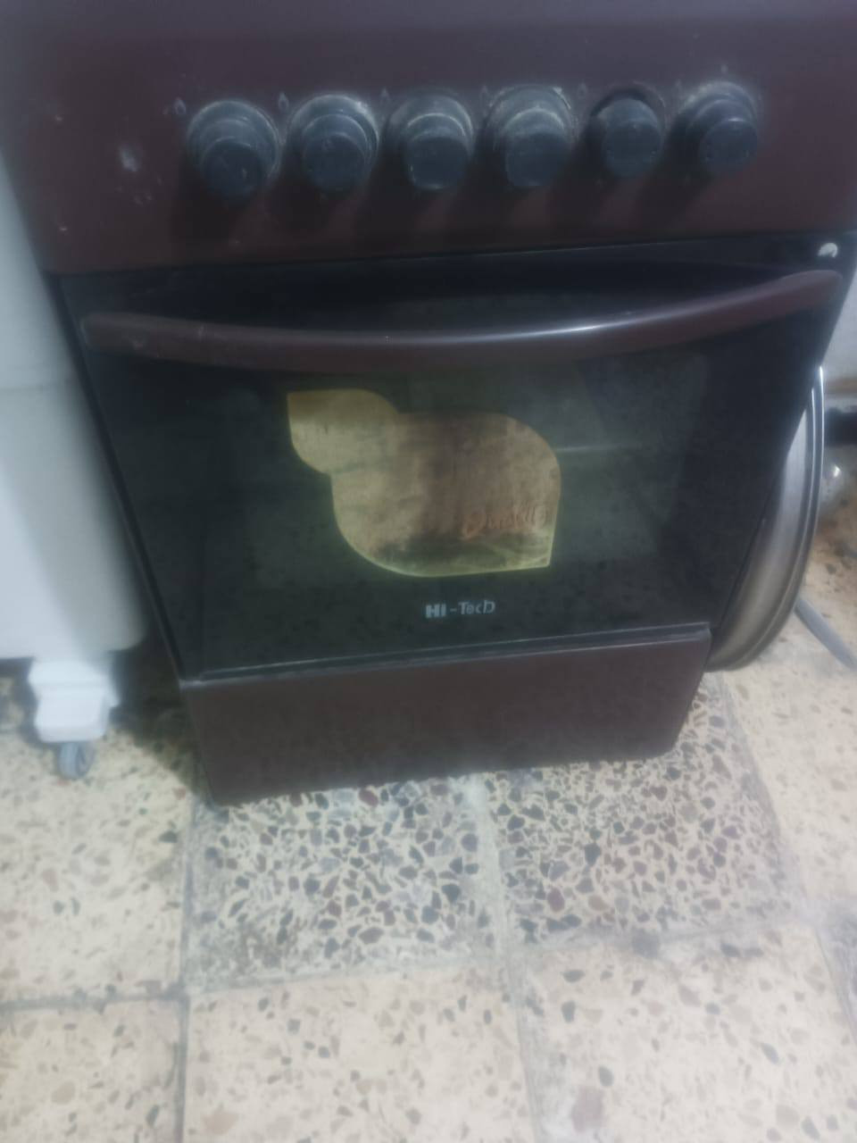 سلام عليكم عليكم غراض البيع التخم 12السعر265مقعدنضيف كلش الطباخ٤عيون80 ثلاجه شغاله ونضيفه ٧٥ العنوان كربلاء الحر انتصال***********
