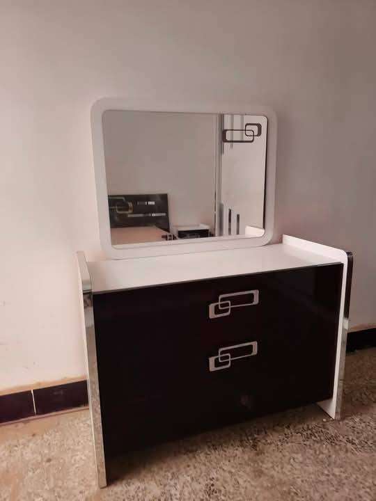 غرفه تركي 5 قطع السعر 450 وشد ونقل مجاني داخل بغداد

والي عنده غرف اغراض يرسلهن خاص ابيعهن اله بنسبه قليله


**إذا كنت صاحب هذا الإعلان وتريد حذفه لأي سبب، رجاءا أرسل رسالة إلى الدعم الفني**