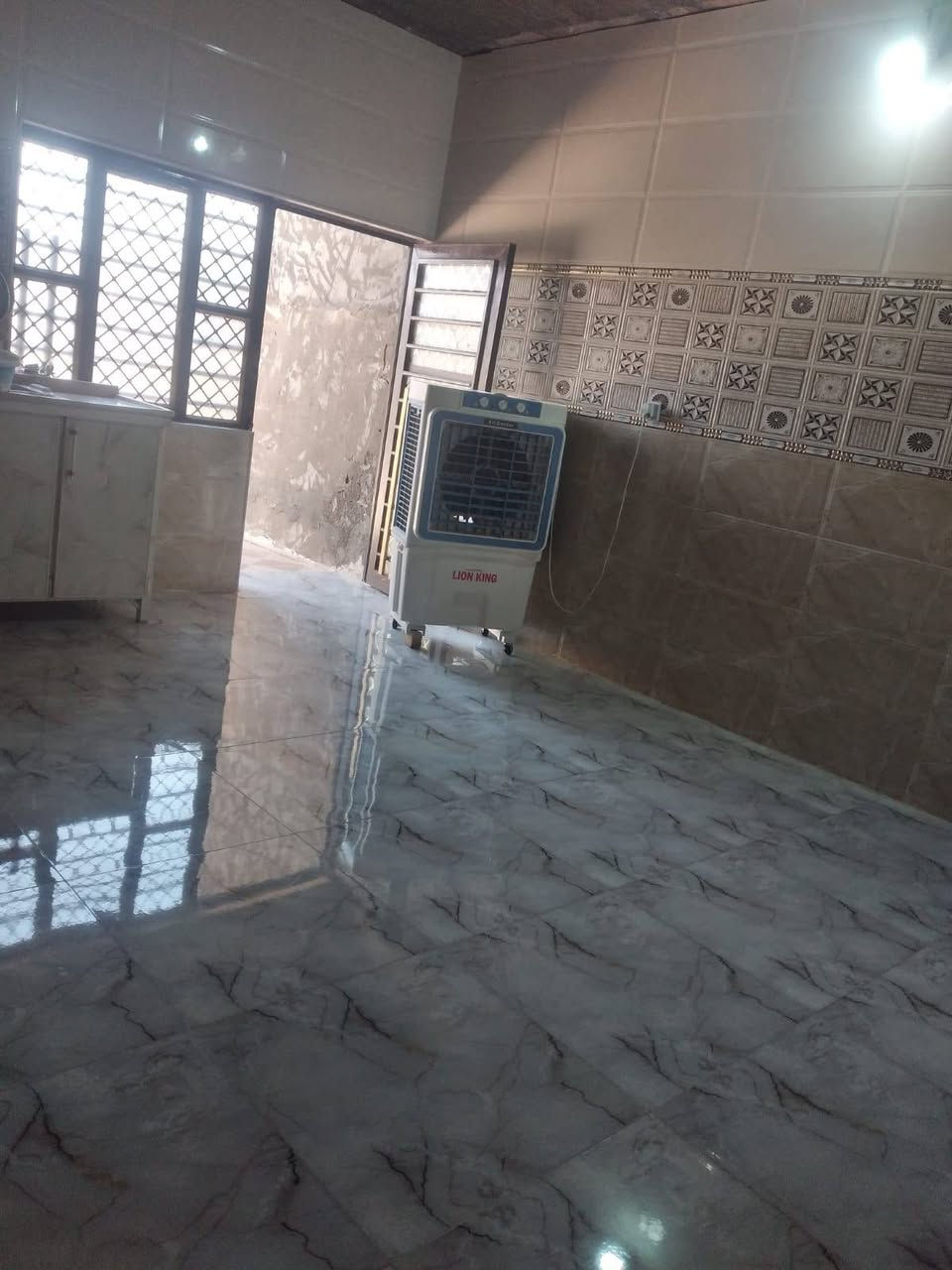 للبيع
مساحه ٢٠٠
الموقع الفرسان  القريه الجامعية 
السعر ٥٠ 
***********

