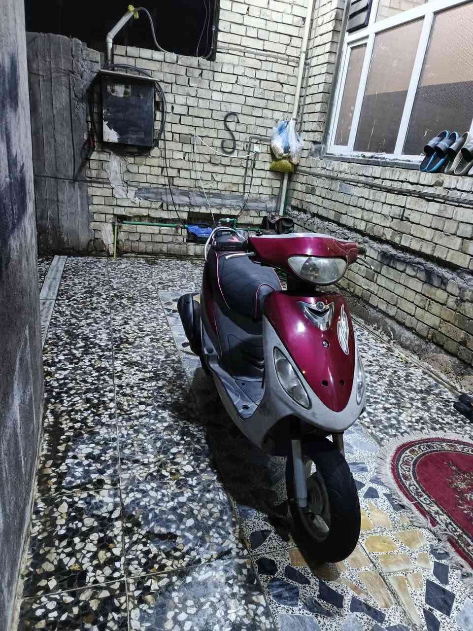 سلام عليكم دراجه ماكس منغولي 49 لبيع مكينه مجفته مره وحده خير من الله أو كفرات أصله بس صابغهن كابريتر بلادي شلعه معدل بيه نواقص جاملغ أمامي حساس بريك دراجه نكره سلف بيه صالنصه رياضي بلادي أول كلج خلفي رياضي أمامي بلادي سعره 450 مجال بسيط كلش ما يعجبه سعر لا يعلق يكسر بيه رقم *********** ما متواجد خاص اتصل فقط
