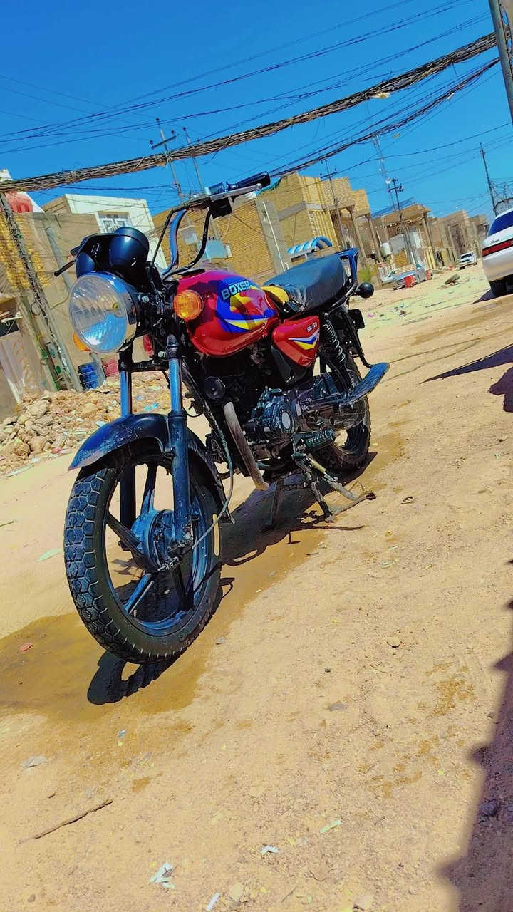 السلام عليكم دراجه بوكسر البيع دراجه ماعيزه شي اصولي اكاتبك من الوكيل كله كامله سلف كهربايات اخذه واندعيلي شلعه فول دراجه مامفتوحه ابد الاستفسار ***********
