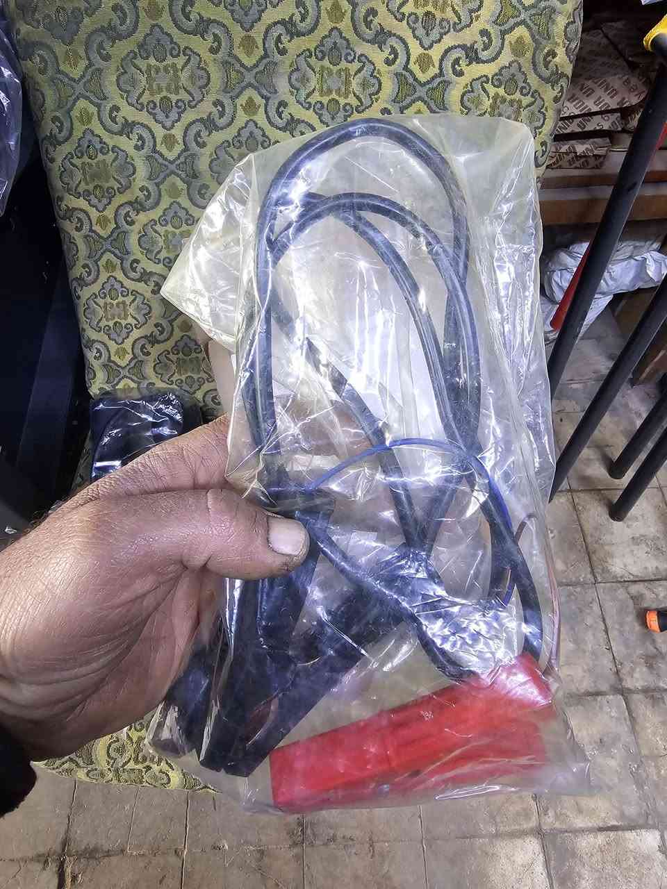 جهاز فحص العادم  السيارات  السعر ١٠٠ الف
تـــ***********
