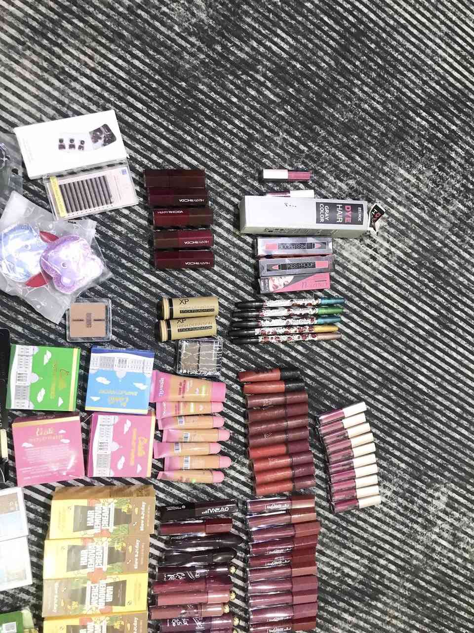 شلعة مكياج ١٠٠ قطعة بسعر ٣٥ واصل


**إذا كنت صاحب هذا الإعلان وتريد حذفه لأي سبب، رجاءا أرسل رسالة إلى الدعم الفني**
