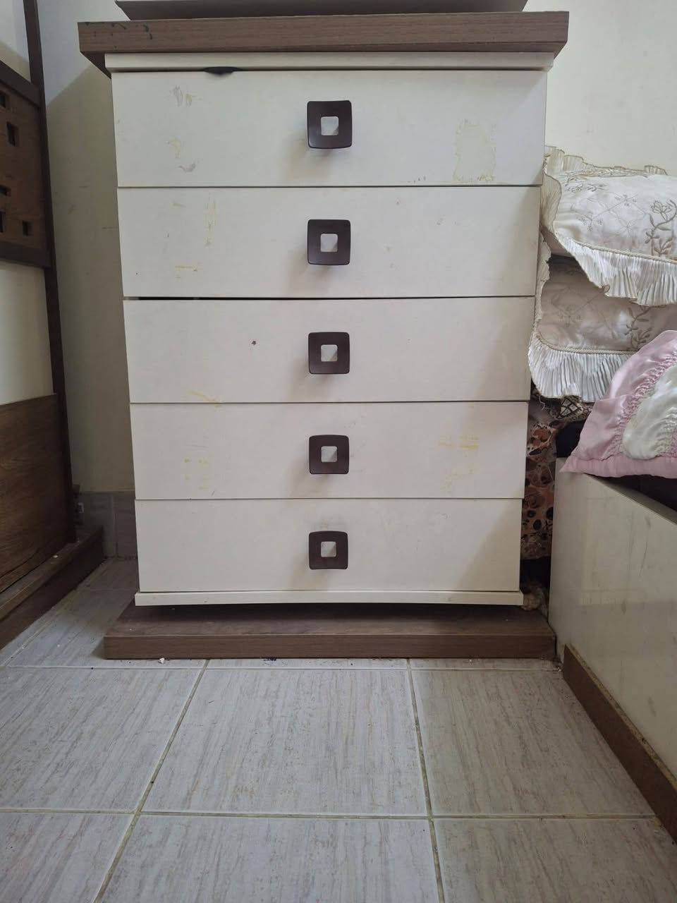 غرفة نوم
250 الف وبيها مجال كركوك, العراق


**إذا كنت صاحب هذا الإعلان وتريد حذفه لأي سبب، رجاءا أرسل رسالة إلى الدعم الفني**