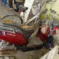 للبيع سعر ٢٥٠ قفل مكاني شهداء بطارياته نص عمر بس ايمشنك هواي ٠٧٨١١١٧١٢...