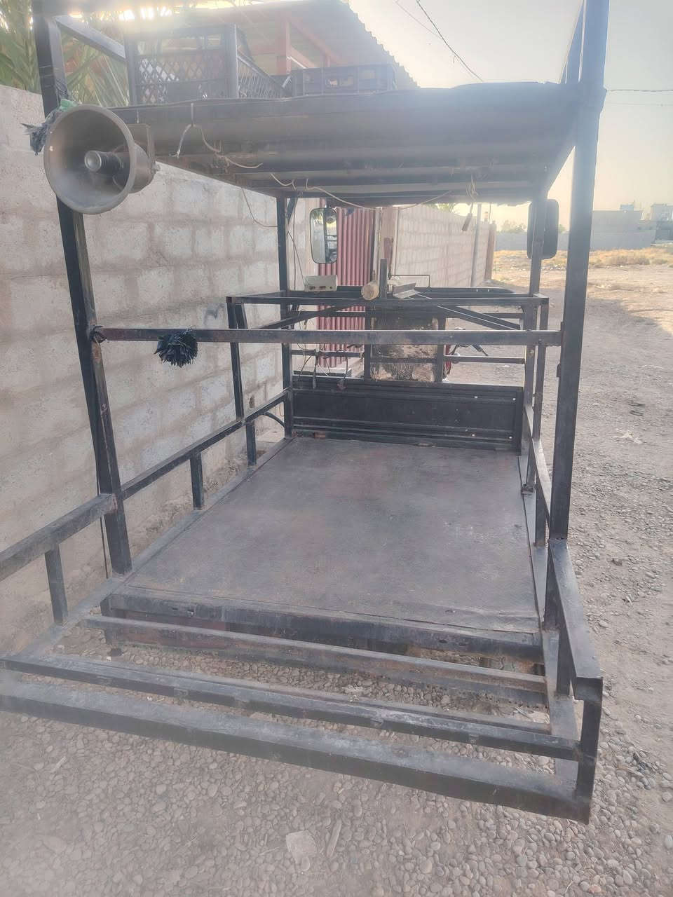 يرهم سلام عليكم. عندي هاذه الجنج مال بكاله كامل مابي كلشي مطوله مكان صندوك طول يرهم بكاله ويرهم حاجه الف 150وبي مجال للشراي  ***********
