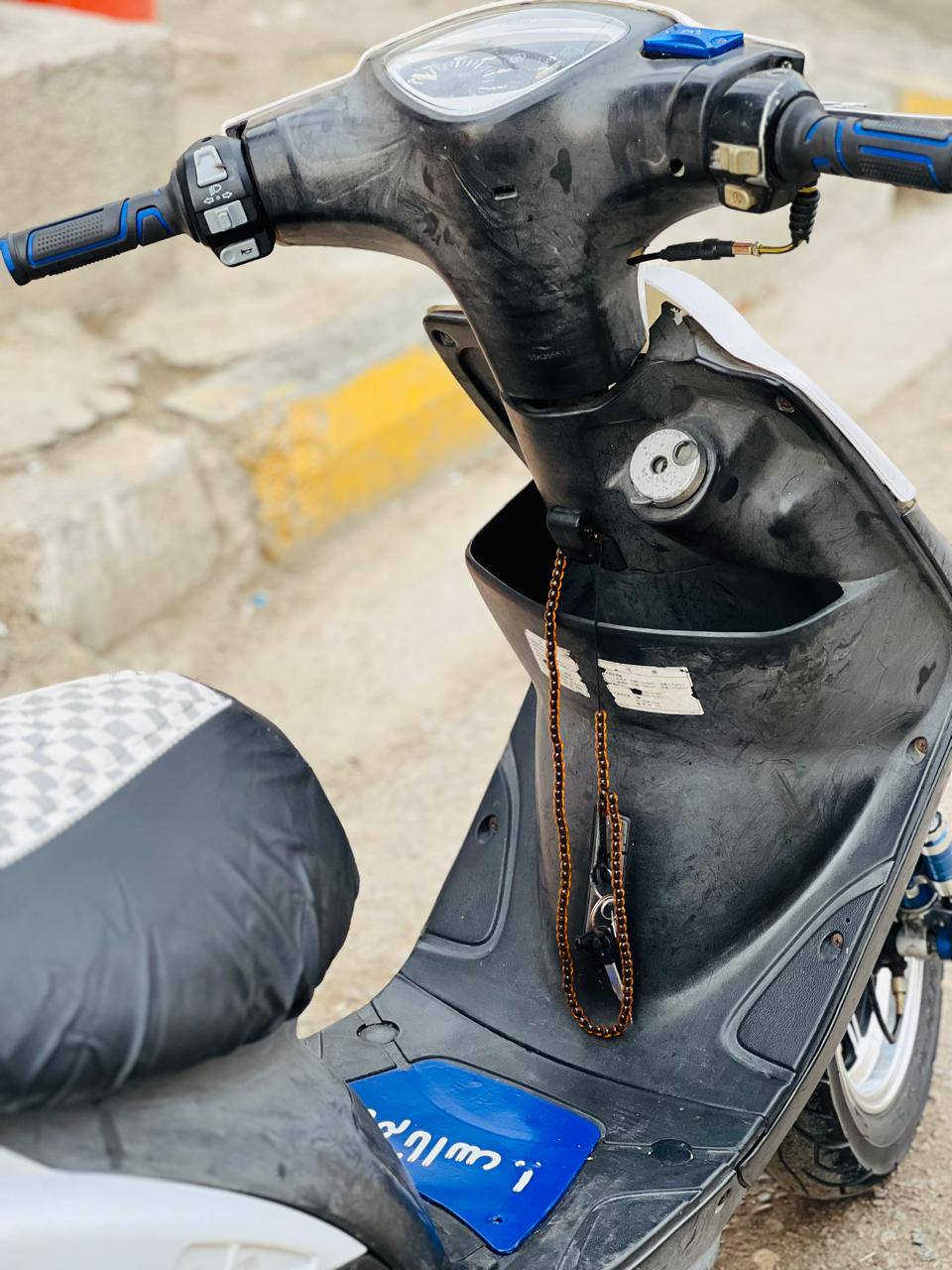 دراجه ماكس جديده محرك ما مفتوح دراجه مزوده السعر 950
الرقم ***********_المجر
