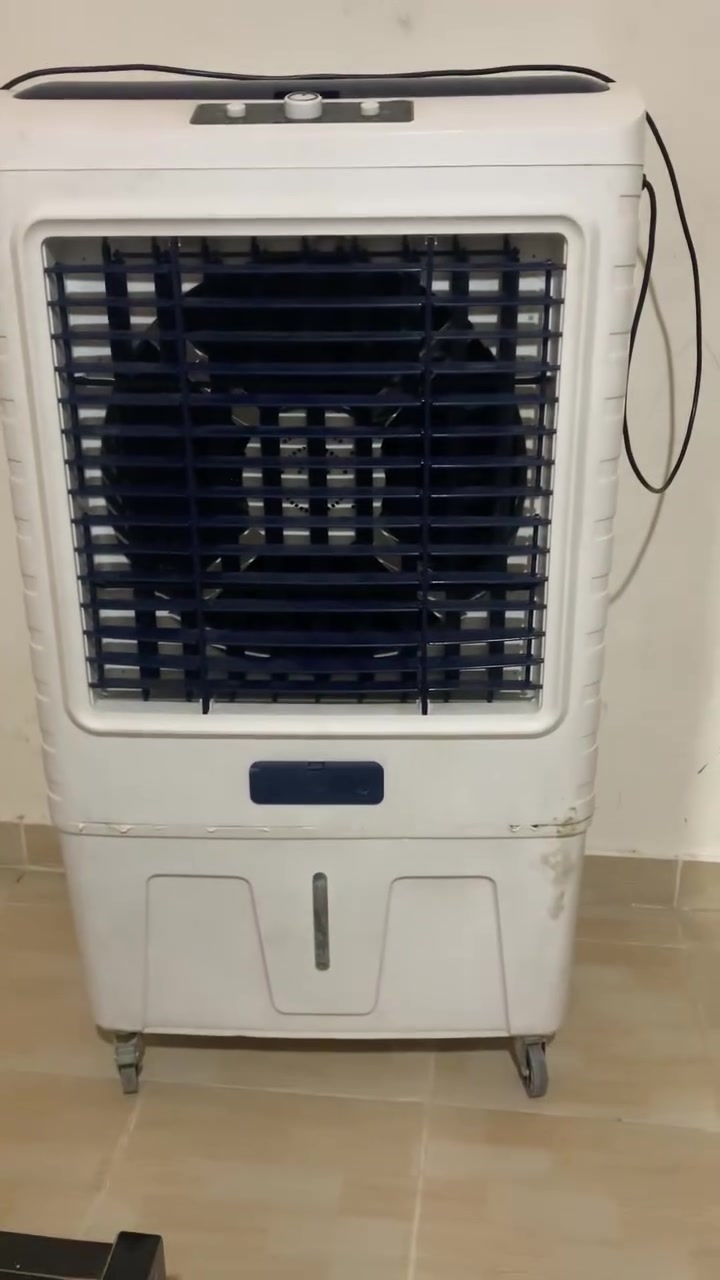 للبيع ميز بالعشرة ألاف وكوفيرة خمس وتسعين الف قفل


**إذا كنت صاحب هذا الإعلان وتريد حذفه لأي سبب، رجاءا أرسل رسالة إلى الدعم الفني**