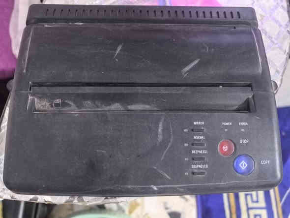 طابعة وشم مستعملة قليل شغاله على الفحص مكاني بغداد العبيدي واتساب فقط ***********
