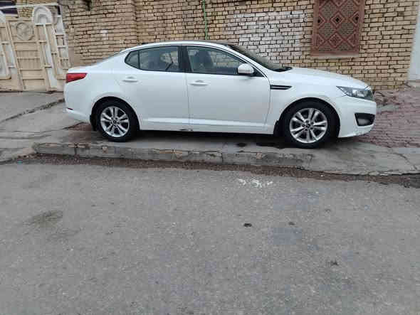 سلام عليكم لبيع كيا اوبتيما2011 كفاله عامه. فول بنرامه. من ضربه ولفتح وتبديل سياره جاهزه حدادي جديد اماميه وخلفيه سياره مامشتغله ستخدام شخصي ماشيه 190 مكينه 2400 مكينه وكير كفاله لسعر 130. وبيه مجال. ***********
