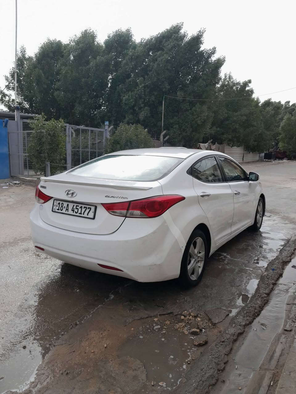 السلام عليكم
الانترا 2014خليجي محرك 1800 فول فتحه 
رقم بابل دولي ب اسمي 
بيها جاملغ وبنيد ودور الجاملغ الورا
السعر 113$وبيها مجال 
مكاني نجف 
استفسار ***********
