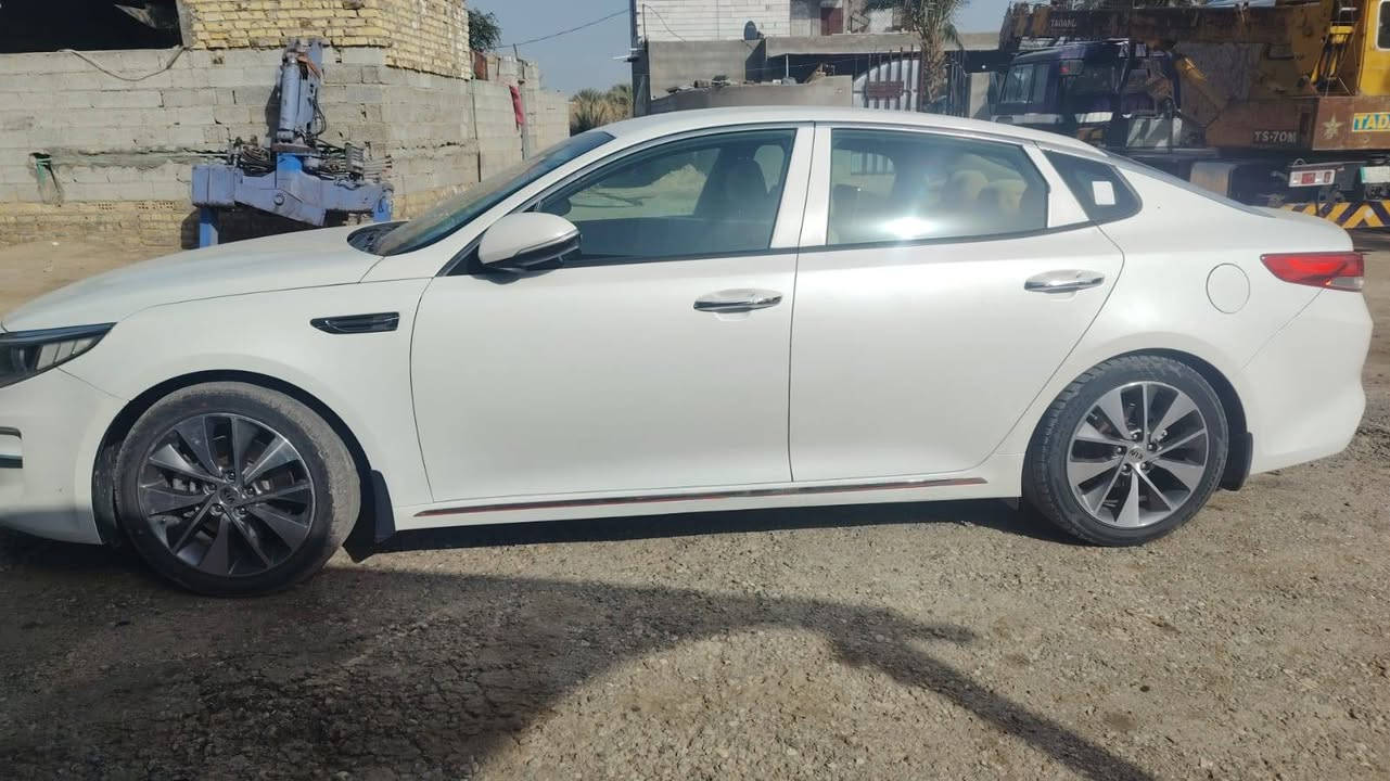 سياره اوبتما للبيع 
خليجي ٢٠١٨ مكينه ٢٤٠٠
فول مواصفات جديده السياره 
السياره بأسمي تحويل ثاني يوم 
السعر ١٩٠ بيها مجال قليل حك الجيه 
***********
