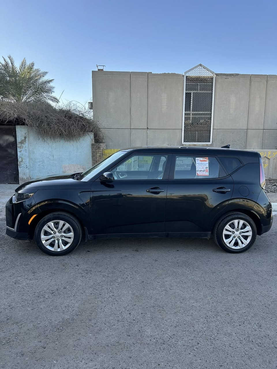 السلام عليكم بيع فقط بدون مراوس كيا صول 2023 محرك 2000 دوش بدون رقم ماشيه 48 مبدل فقط جاملغ بجم كبس وربع البنيد صبغ السعر 13000 $ وبيهه مجال صور الحادث بلمنشور مكان السيارة بغداد حي البنوك

***********
