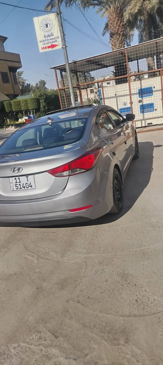 السلام عليكم
النترا 2016 لون رصاصي فول مواصفات 
وارد أمريكي 
كلين بدون حادث
فتحة
بصمة
كشن تبريد
اشاير بالمري 
شاشة اندرويد كامرة
تحكم استيرن
تخم تاير جديدة
محرك دوش 1800 
ويل جديد صدر امامي جديد صيانة كاملة للمحرك 
ارضيه مغلف جلد كشنات مغلف
السيارة تقرير غرق من الخلف موجود مع الصور التقرير غرق من الخلف
رقم بغداد الجديد شرط التحويل
مكان السياره بغداد زيونة ***********
السعر 115 ورقة وبيهة مجال لشراي
