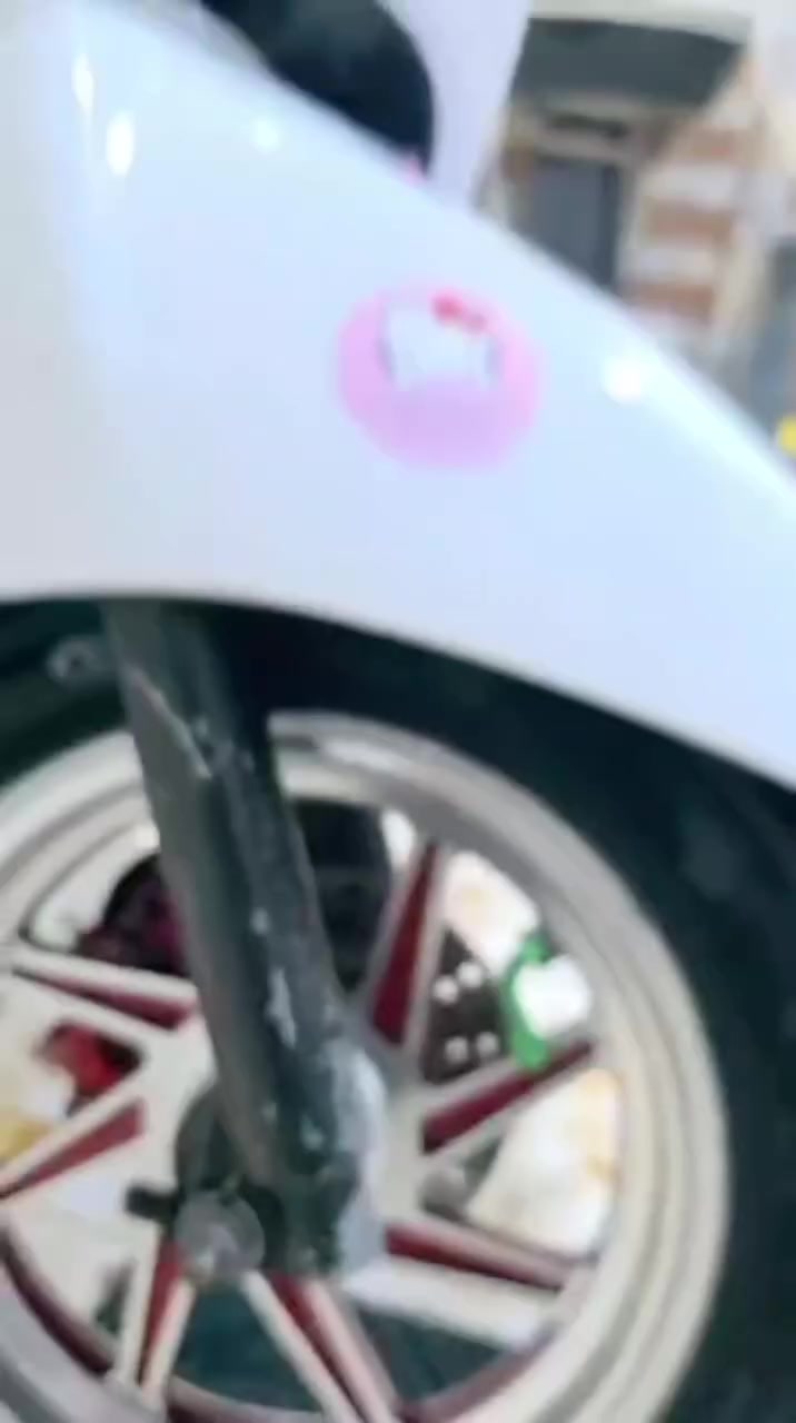 السلام عليكم ماكس بوليسي كفاله عامه مثل ما تشوف النضافه المكينه برغي مامفتوح سعر مليون وبيه مجال قليل 
مكاني بصره موفقيه ***********
