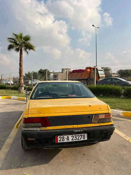 سلام عليكم. بيجو. روى 2009   مكاني بغداد
هيئه مصفره 

هزه جديده 

بسمي تحويل ثاني يوم 

غرامات مصفره 

رقم الجديد 

صدر جديد 

شواصر معمره  

تخم تاير 

مشط جديد 

***********

بيها نواقص بسيطه و الكشر كدام العين
