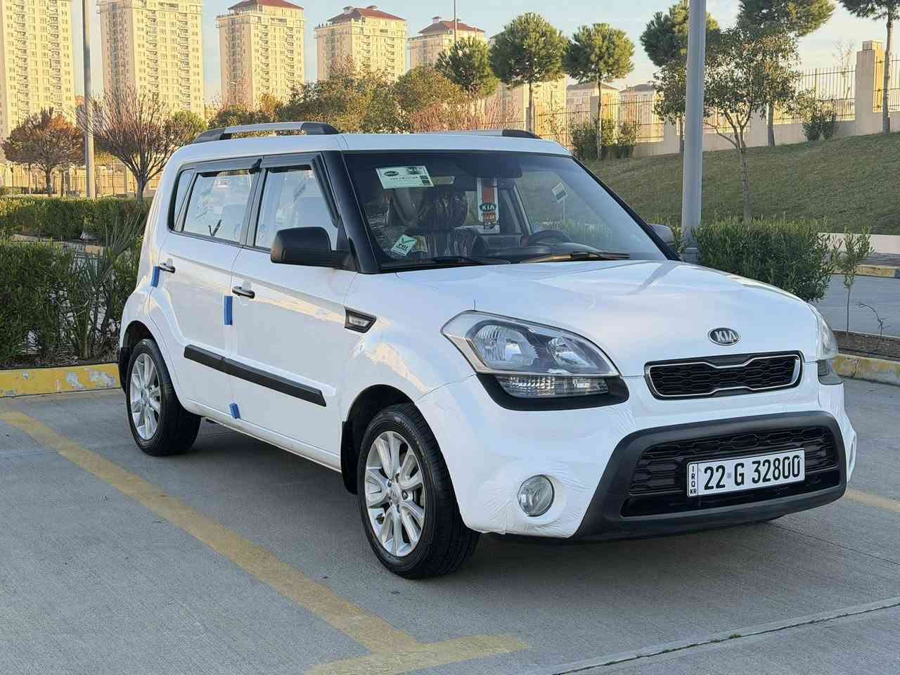 السلام عليكم كيا صول موديل ٢٠١٤ للبيع وارد خليجي مواصفات مكينه ١٦٠٠ دوش كير IT خمسه ويل كب حداديه امامي خلفي جديد حساس خلفي زائد كشاف داخل لونين ماروني واسود بلادي فول تحكم استيرن شاشه كبيره سبع سماعات كير اوتوماتيك زائد كير عادي وضعين قياده مكانين صبغ اثر شخط ارقام سنويه كله جديد بشرط التحويل او الوكاله وبعض المواصفات الغير مذكوره امامكم مكان السياره سليمانيه السعر ١٠٧ للاستفسار ***********
