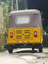 تكتك للبيع موديل 20 شهر 12 التكتك نضيفه كلها جاهزه مناقصها شي كلشي بلا...