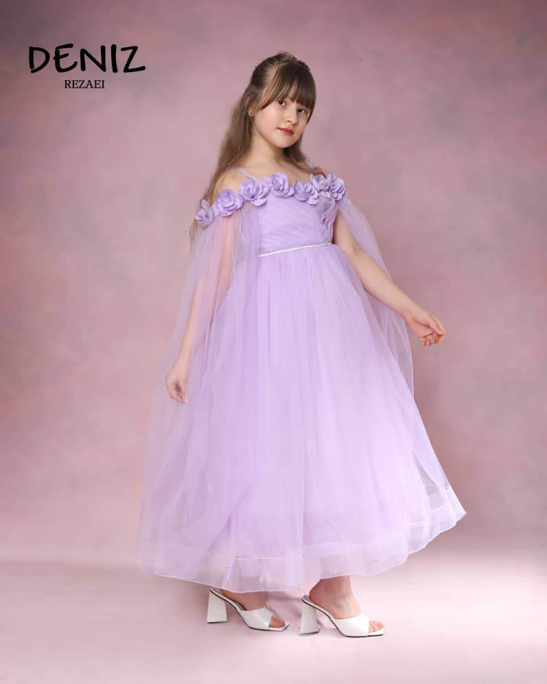 فستان بنات من عمر  ( ٥ ) سنه إلى (  ١٢ ) سنة 👗💖 
🎀✨للحجز والاستفسار مراسلتنا واتساب ***********✨🎀 بغداد, العراق
