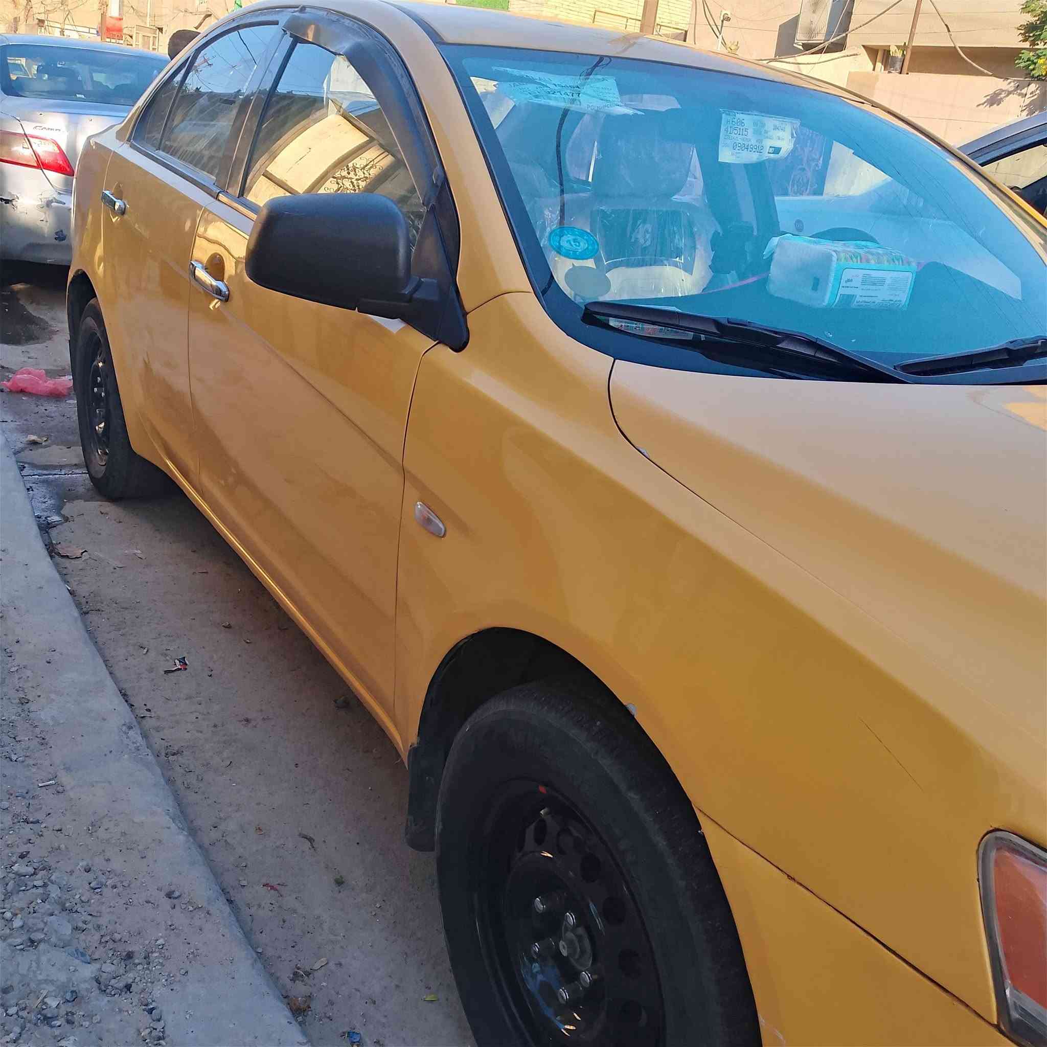 ميتسوبيشي لانسر قرش تكسي موديل ٢٠١٦ وارد خليجي مكينه ١٦٠٠اقتصاديه رقم بغداد بأسمي سيار مكفوله عارضهه ب٨٣ 
***********
