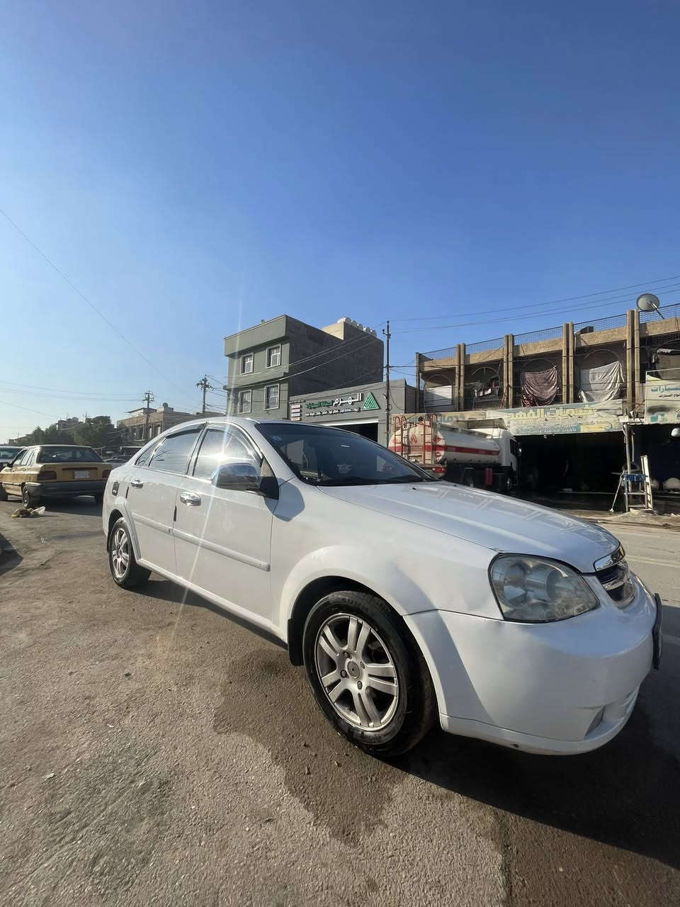 سلام عليكم اوبترا موديل 2011 خليجي شركه العامه بيه قطعتين ونص صبغ بدون دواخل كير محرك خير من الله تخم تاير جديد صدره جديد سياره جهزه وجديده بمعنه الكلمه عارضه 78 وبيه مجال ***********
