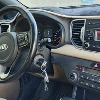 للبيع  سبورتج ٢٠١٨  ماشية ٤٩ ألف مواصفات اعتيادية تحكمات ستيرن جهتين ت...