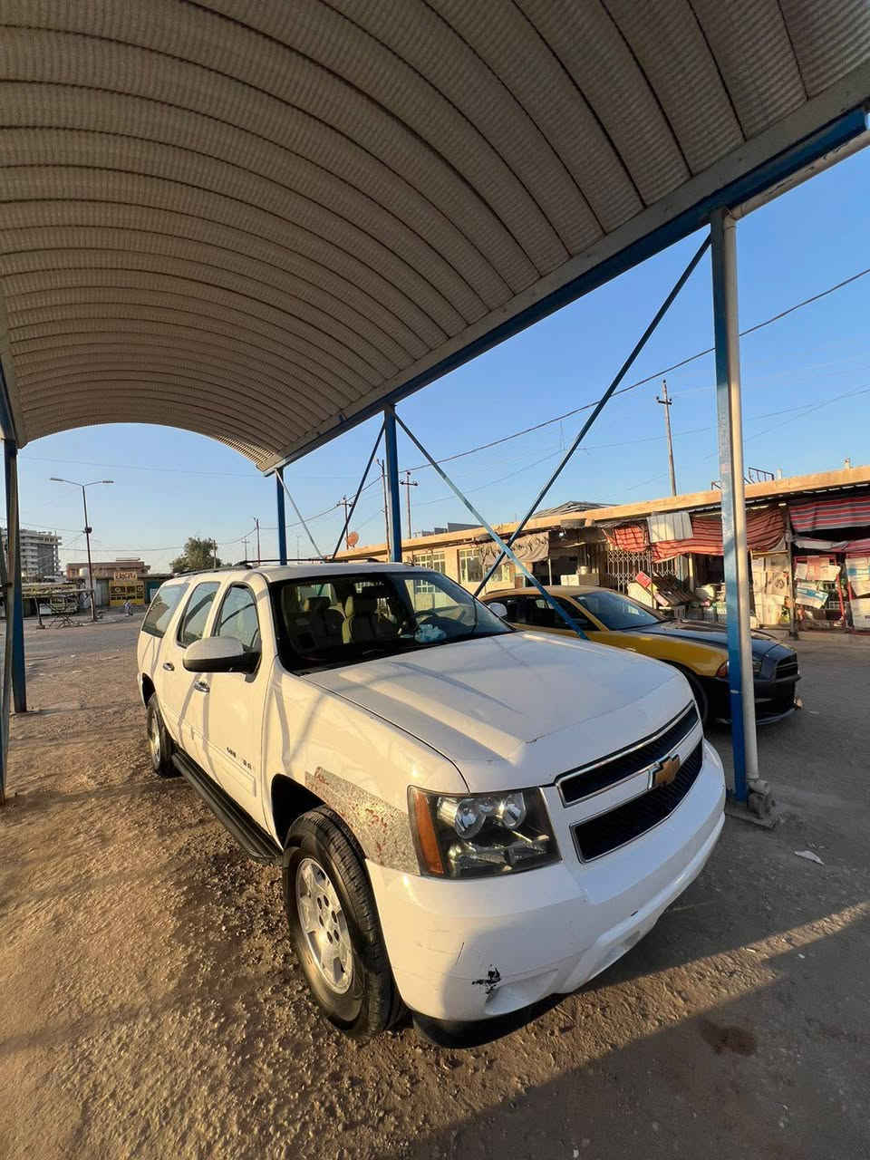 للبيع أو للمراوس: تاهو سوبربان 2009 🚗
​سيارة خير من الله وشغالة وما بيها أي نقص تجهيز، جاهزة للعمل أو الاستخدام الشخصي.
​النوع والموديل: تاهو سوبربان 2009
​المواصفات الفنية: 6 برغي (محرك 5700 + گير 700)
​المحرك: بية تبخير بسيط، بس محرك قوي وخير من الله وصاحي
​الگير: صرد (ممتاز)
​التبريد: مكفول وبأحسن حالة ❄️
​التايرات: تخم تاير جديد بالكامل 🛞
​الرقم: رقم ذي قار (شغال خط بغداد - بصرة)
​ملاحظة شاصي: بيها تعمير بشاصي
​💰 السعر المطلوب: 130 ورقة (13,000 دولار) — وترهم مراوس
​📞 للتواصل والاستفسار: ***********
