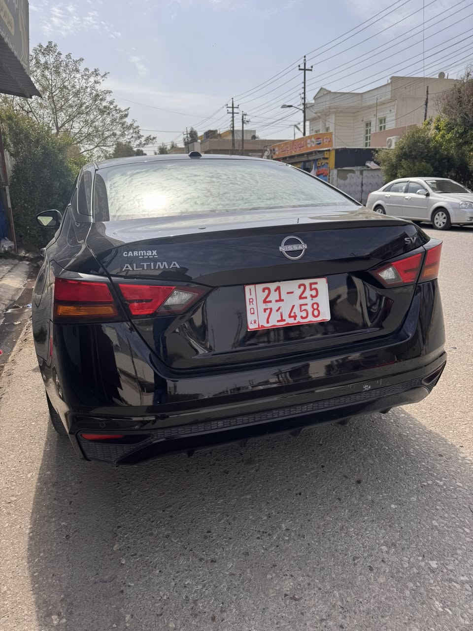 عندي 2024 موصفات s v ماشي 22 ميل حاثها ربع بونيت وجاملغ تبديل تجاري ورقم كاثي وباقي مدات ترقيم 50 يوم وسعر 145 وبي مجال عنوان سياره كركوك  لون اسود  ***********
