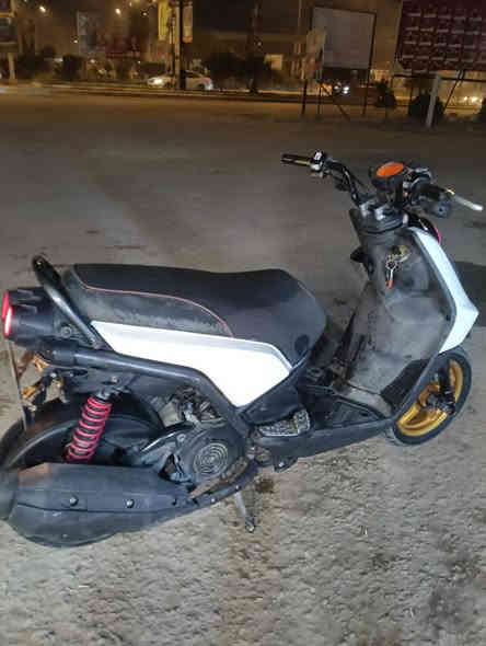 سلام عليكم خوان دراجه سكنس جبلي موديل 2011لبيع صارله اربع تشهر من طلعته عنوان مركز سعر دراجه مليون 100وبيها مجال للشراي،***********
