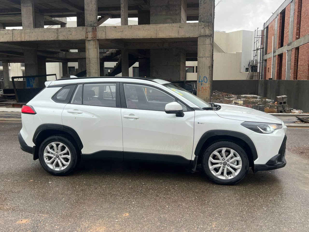 Toyota frontlander HEV 2025 

٢ الف كيلومتر ماشية صفر مكفول 
مواصفات فول داخل احمر 
مكان سياره اربيل 
سعر سياره ١٨٧ بيها مجال قليل 
رقم مؤقت 
*********** واتساب أربيل, العراق
