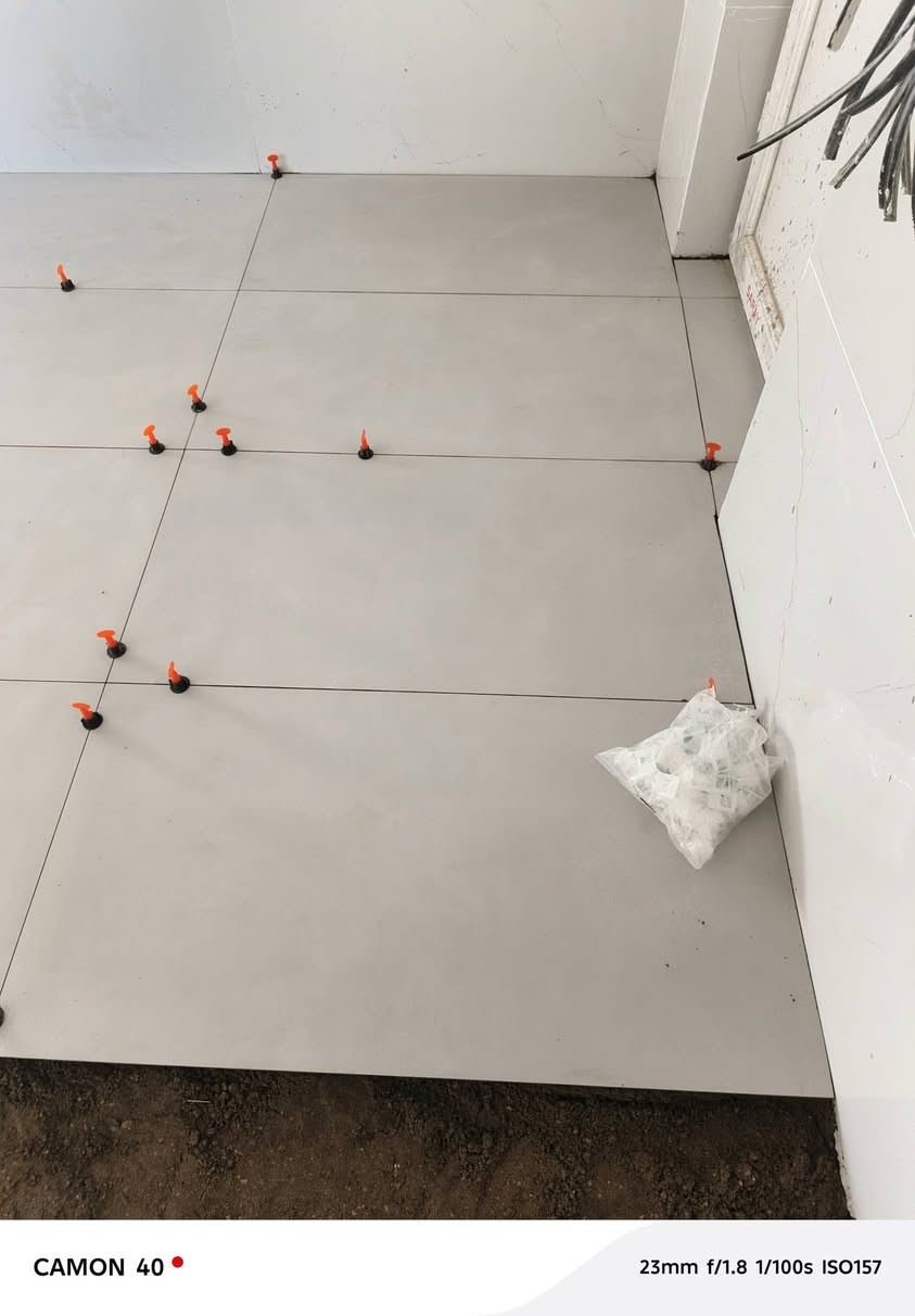 السلام عليكم خلفة سيراميك رضي جدران مرمر متفرق ستلام مهندس رقم ***********
