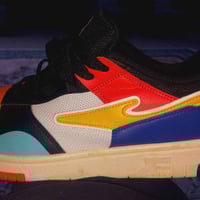 حذاء • مقاس ٤٣ • ناحية الإمام