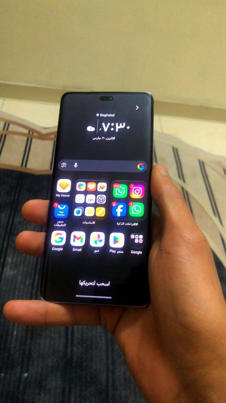 سلام عليكم شباب
هونر x9c.
استخدم قليل كلش
نضيف ذاكره 256 عشوائية
 120فريم 
استخدام شهر تقريباً
مكاني بغداد 
رقم صاحب الجهاز
واتساب/واتصال /***********
