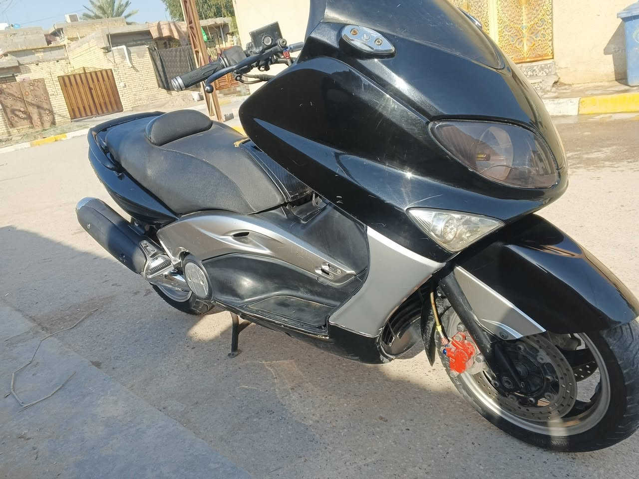 السلام عليكم دراجة تي ماكس موديل 2008مكفولة كفالة عامة مكان بغداد السعر خاص مامتواجد  على الفيس ***********
