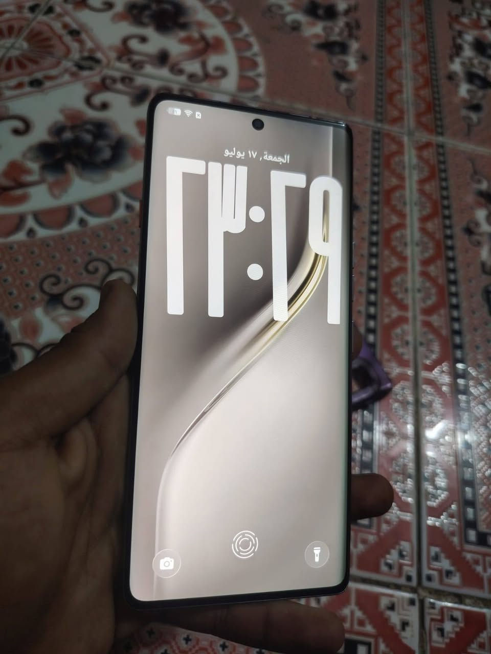 سلام عليكم شباب تكنو كامو 40برو 5Gجاهز نضيف كلش ذاكر 256عشواءيه 8+8بطاريه 5200 معالج 7300 شاشه 144هيرتز 90فريم بوبجي جهاز بي بس الايسي مال شريحه ما يشتغل ملاحقات شاحنه 120واط سعره 250 قفل قفل بدون احراج واساب موجود بس ***********
