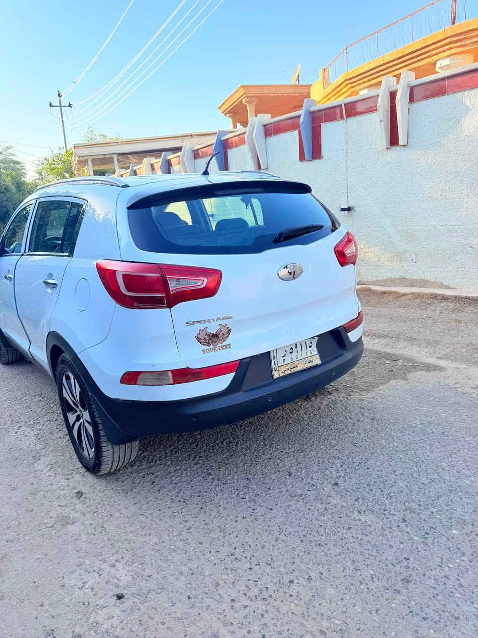 سبورتج ٢٠١٤ خليجي مكفوله كفاله عامه عداا بارد اقل الشبر
. كير ومحرك ايضا كفاله عام سياره ماشيه ١٥٩ كيلو رقم بغداد باسمي السياره 
السعر ١٤٠ وبيها مجال
مكان السياره صلاح الدين / الضلوعيه 

***********

