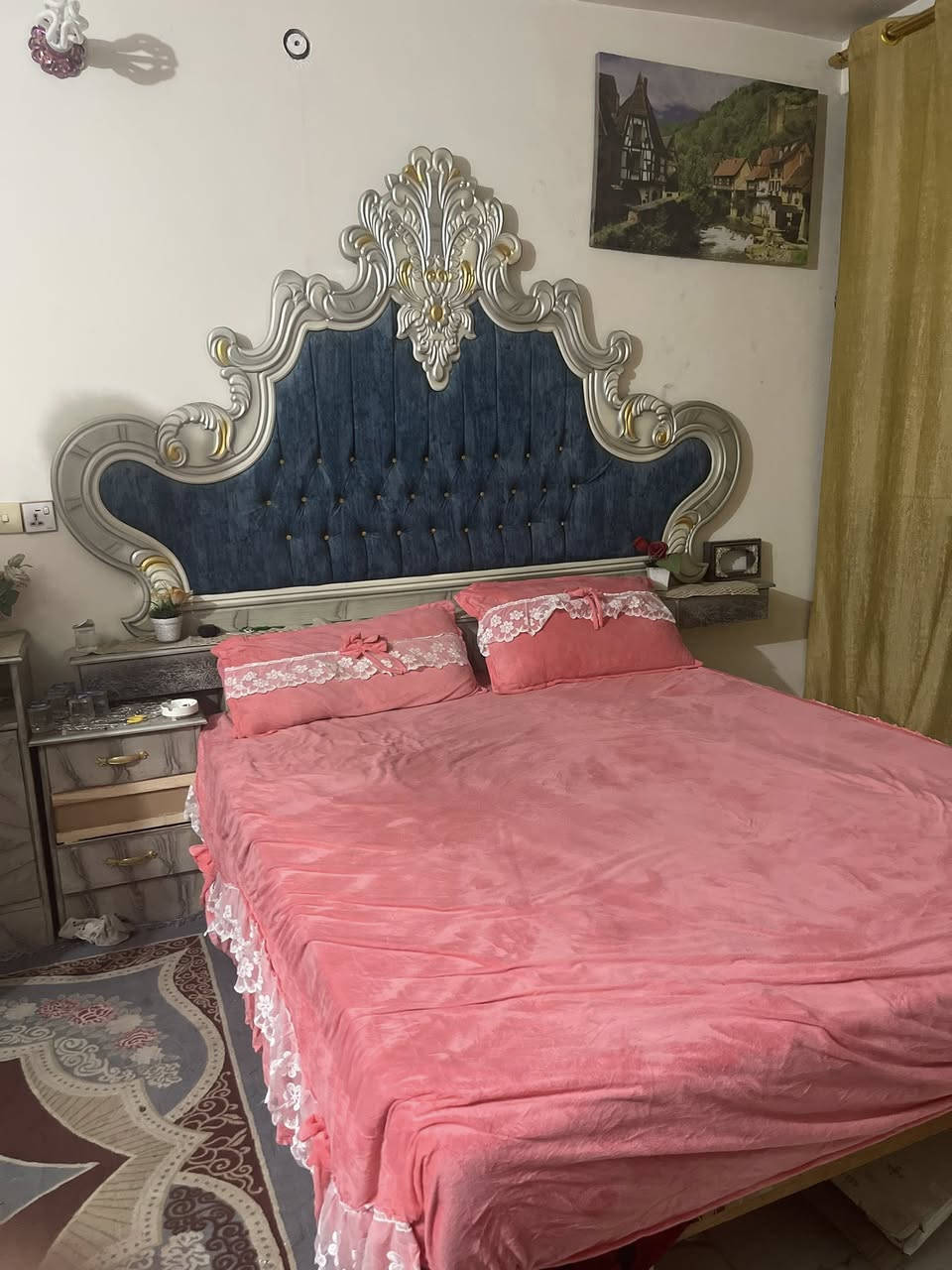 السلام عليكم غرفه عراقيه دزاين تركي  للبيع غرفه نضيفه اخت الجديده مستخدمه شي قليل السعر 900 وبيها مجال *********** اتصال او واتساب
