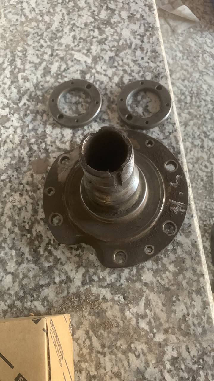 بسم الله
يتوفر جميع قطع غيار 
وحدادية صدر كامل 
نيسان بترول سفاري فتك
عبدالله الكعبي
 ***********
بغداد علاوي شارع 6
تتوفر خدمة توصيل
