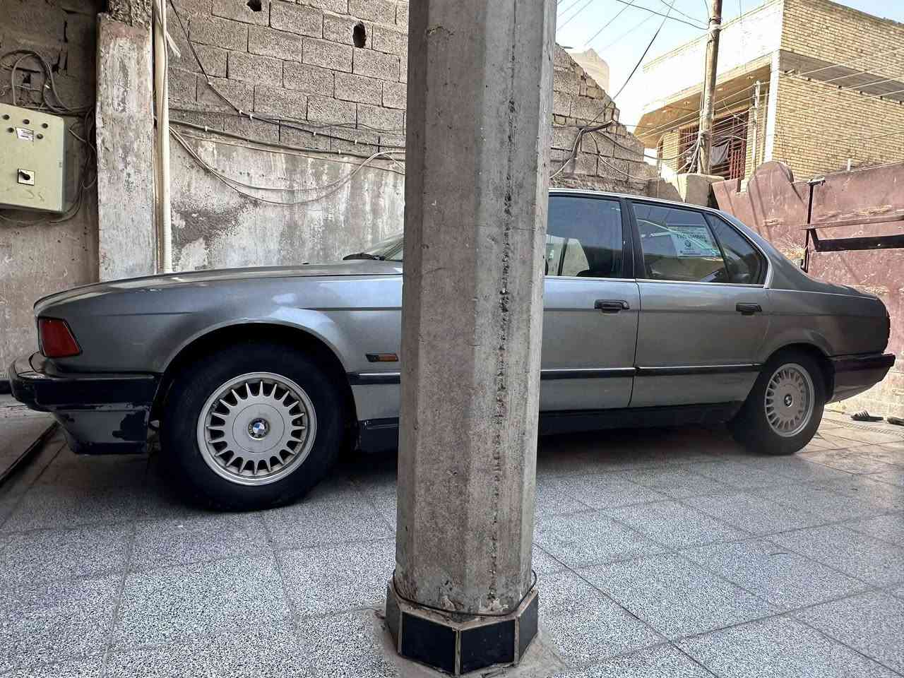 ❤اللهم صلي على محمد وأل محمد❤

للبيع للبيع  

 لون رصاصي طوخ BMW 735i  موديل1989
الرقم بغداد  انكليزي   مشروع وطني تحويل ثاني يوم 

🥷مح اصل بليته و سنويه 
🥷حداديه امامي خلفي جديده
🥷غرفه جلد صاصي طوخ بلاد 
🥷جام يصعد وينزل 
🥷باتري جديد
🥷كهربائياتها على وضع الوكاله
🥷تخم ويل اصلي مع السبير
🥷برده خلفيه
🥷تخم تاير جديد 
🥷مرايه عاكسه للضوء 
فتحه سقف 
وباقي المواصفات موضحه كدامكم سياره الحمد لله والشكر من النظيفات والي محافظه ع نظافته ب النسبه الموديلهه و لعمرها 
السياره نضيفه
كفاله عامه من الحادث مصبوغه صبغ درجه اولى للجماليه فقط و تجديد اللون و جاهزه لله الحدمد 

مكان السياره النجف الاشرف
للاستفسار على ***********

