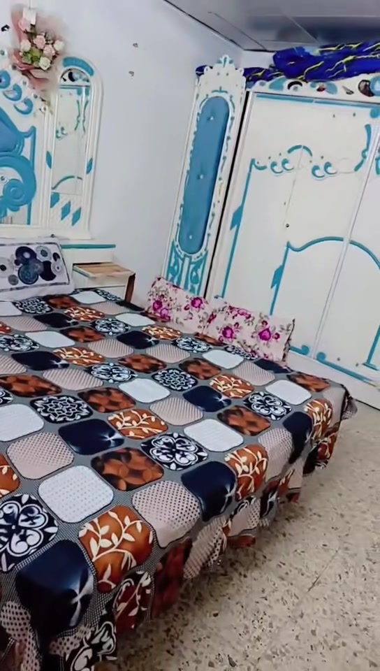 غرفه مستخدمه للبيع سعر 300
عنوان بغداد شعله ***********
