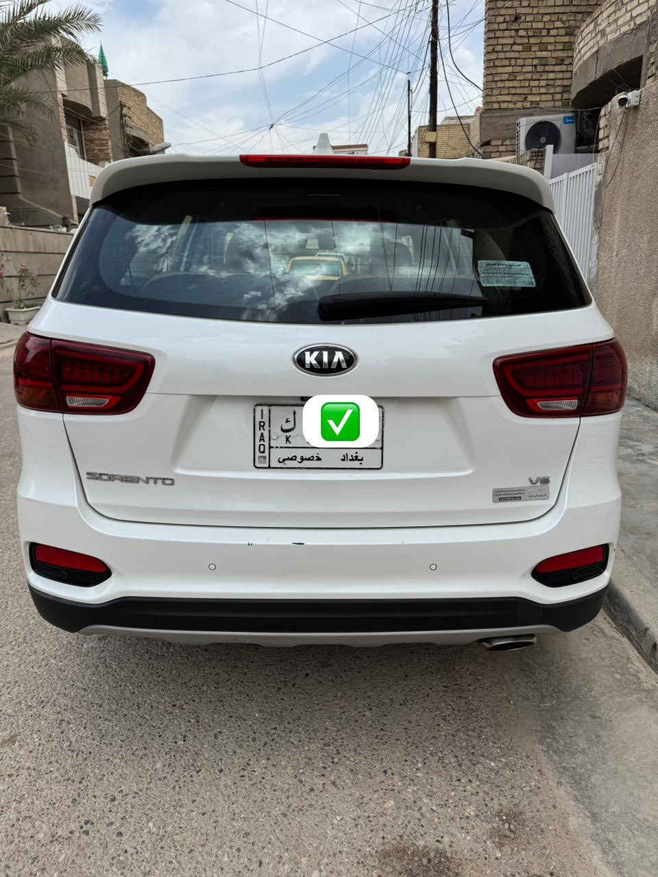 السلام عليكم
كيا سورنتو 2019 خليجي 6 سلندر 
إستيراد الدولية مكفولة من الصبغ والتبديل عدا رصعة بسيطة موضحة بالصور 
ماشية 115 حقيقي 
لون ابيض
 رقم بغداد 
بإسمي والتحويل سريع 

المواصفات ؛
شاشة نفگيشن
بردات خلفية بلادية
شاحن وايرلس
جام كهربائي اوتو
7 راكب
مري شفط 
اشارة ترحيب عند التقرب
حساسات امامية و خلفية 
بصمه تشغيل + ابواب
كراسي 2 كهرباء 
ويل  كروم
صندوق كهرباء
تبريد 3 قطع 
سيارة جاهزه من كلشي واي نقص مابيها 
السعر 245  وبيها مجال بسيط

مكان السيارة بغداد چكوك
اني مكلف بالنشر


**إذا كنت صاحب هذا الإعلان وتريد حذفه لأي سبب، رجاءا أرسل رسالة إلى الدعم الفني**