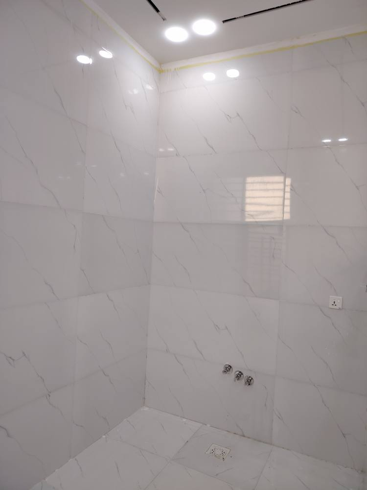 دار 50 متر للبيع شارع حولي ابو مهدي المهندس مقابل القنصلية التركية.. طابق ونص بناء طابوك جمهوري. كونكريت مسلح نظام كاميرات مراقبة يحتوي على غرفة نوم عدد 1 واستقبال ومطبخ اوبن وصالة.
للاستفسار مكتب قدم الخير..
***********  ابو محمد الطرفي كربلاء, العراق
